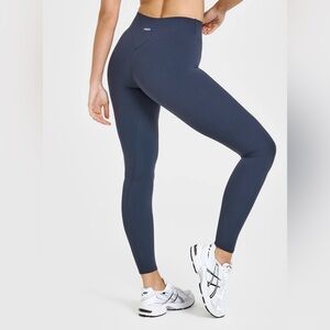 SOFTMOTION™ Leggings with White Logo